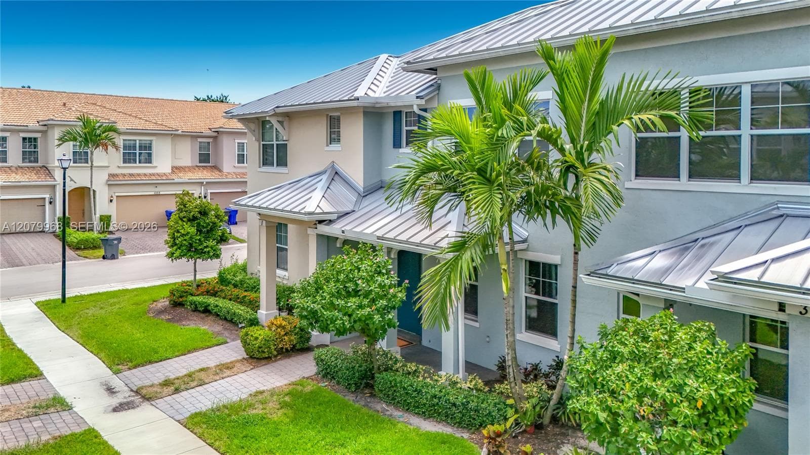 1040 Eucalyptus Dr # 2, Hollywood FL 33021 - Hollywood, FL - Photo 1