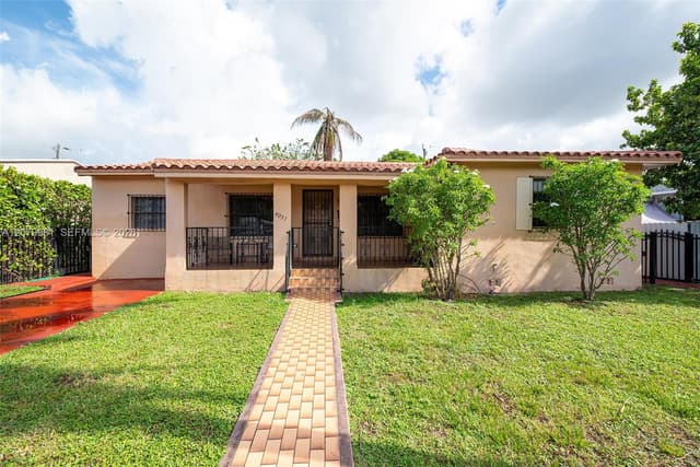 4051 NW 5th St, Miami FL 33126 - Miami, FL - Photo 2