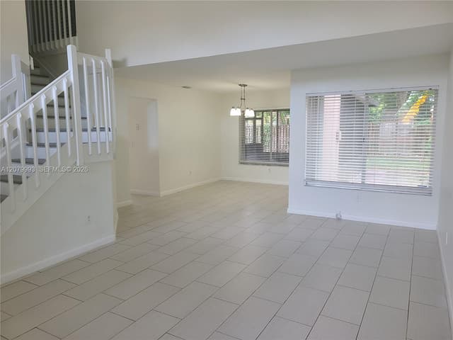 8820 SW 13th St, Pembroke Pines FL 33025 - Pembroke Pines, FL - Photo 2