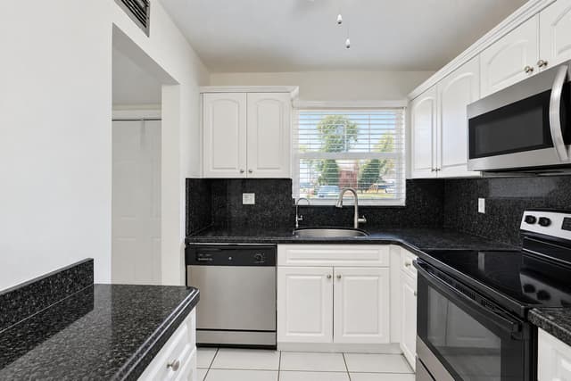 2651 Sunrise Lakes Drive E # 104, Sunrise FL 33322 - Sunrise, FL - Photo 2