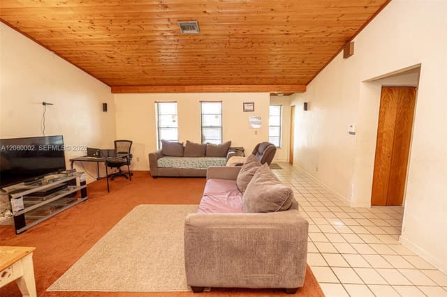 1830 SW 96th Ave, Miramar FL 33025 - Miramar, FL - Photo 4
