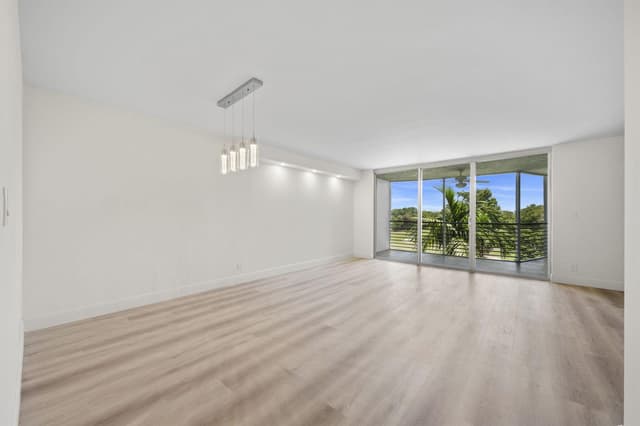 4020 W PALM AIRE Drive # 408, Pompano Beach FL 33069 - Pompano Beach, FL - Photo 4