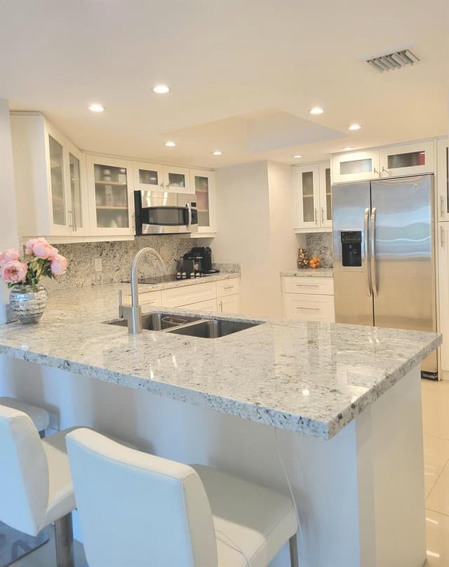 3000 E SUNRISE Boulevard # 2B, Fort Lauderdale FL 33304 - Fort Lauderdale, FL - Photo 2