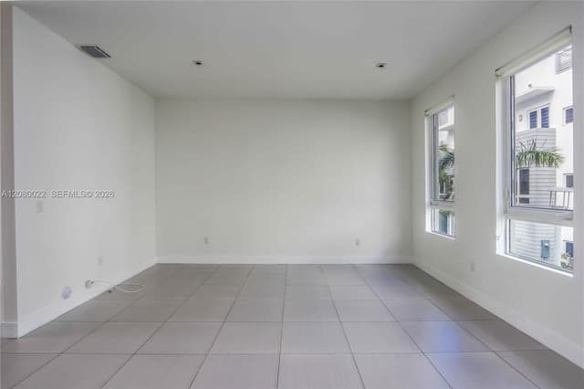 9123 NW 33rd St, Doral FL 33172 - Doral, FL - Photo 2