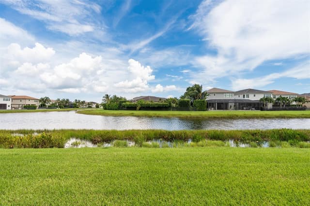 9889 Bozzano Drive, Delray Beach FL 33446 - Delray Beach, FL - Photo 3