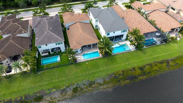 9889 Bozzano Drive, Delray Beach FL 33446 - Delray Beach, FL - Photo 5