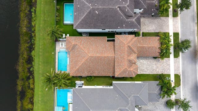 9889 Bozzano Drive, Delray Beach FL 33446 - Delray Beach, FL - Photo 4