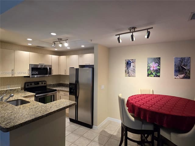 2107 SE 10th Ave # 818, Fort Lauderdale FL 33316 - Fort Lauderdale, FL - Photo 3
