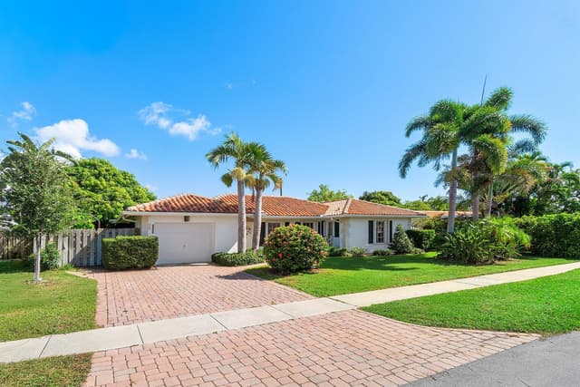 943 SW 5th Street, Boca Raton FL 33486 - Boca Raton, FL - Photo 2