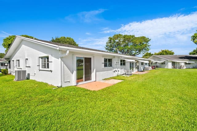 8711 NW 10TH Street # D101, Plantation FL 33322 - Plantation, FL - Photo 2