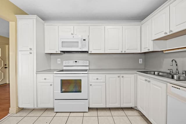 8711 NW 10TH Street # D101, Plantation FL 33322 - Plantation, FL - Photo 7