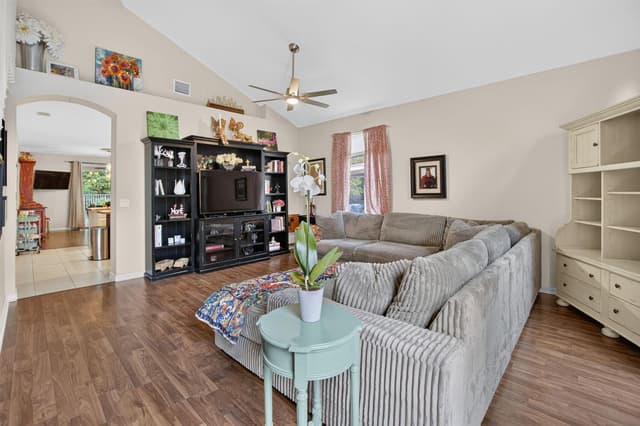 9262 Silver Glen Way, Lake Worth FL 33467 - Lake Worth, FL - Photo 7