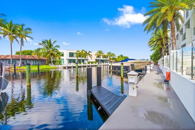 221 Shore Court, Lauderdale By The Sea FL 33308 - Lauderdale By The Sea, FL - Photo 5