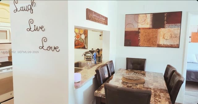 6480 W 27th Ct # 22, Hialeah FL 33016 - Hialeah, FL - Photo 5