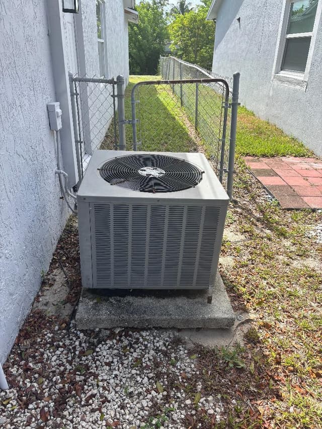 1531 SW 4TH Terrace, Deerfield Beach FL 33441 - Deerfield Beach, FL - Photo 5