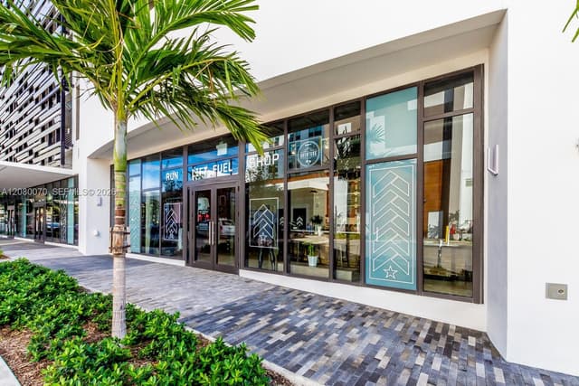 2960 NE 207th St # 1005, Aventura FL 33180 - Aventura, FL - Photo 2
