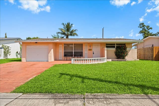 8407 NW 25TH Court, Sunrise FL 33322 - Sunrise, FL - Photo 3