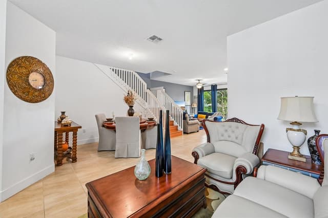 2025 OYSTERWOOD Lane, Riviera Beach FL 33410 - Riviera Beach, FL - Photo 4