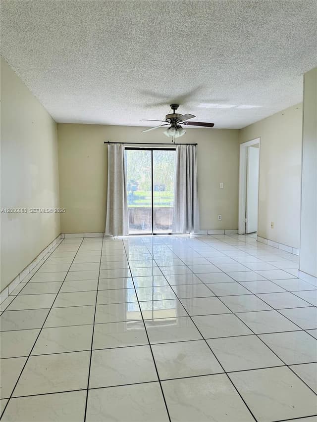 6565 W 26th Dr # 104, Hialeah FL 33016 - Hialeah, FL - Photo 3