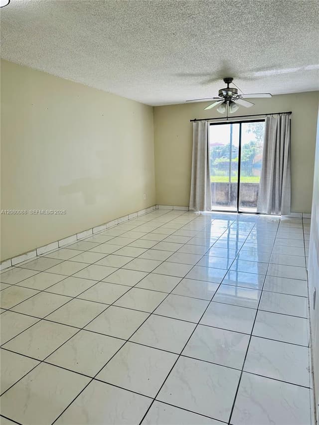 6565 W 26th Dr # 104, Hialeah FL 33016 - Hialeah, FL - Photo 4