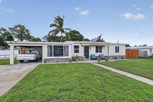1633 NE 51st Court, Pompano Beach FL 33064 - Pompano Beach, FL - Photo 2