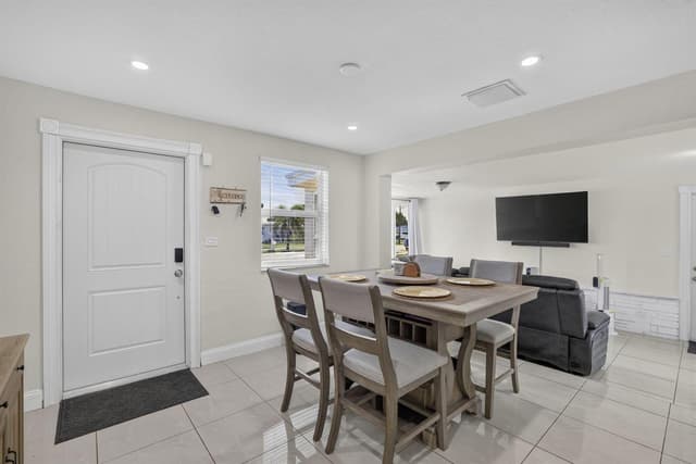 1633 NE 51st Court, Pompano Beach FL 33064 - Pompano Beach, FL - Photo 6