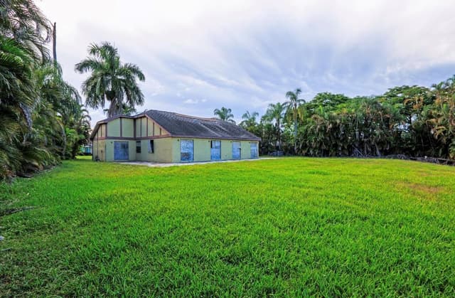 15801 W WIND Circle, Sunrise FL 33326 - Sunrise, FL - Photo 3