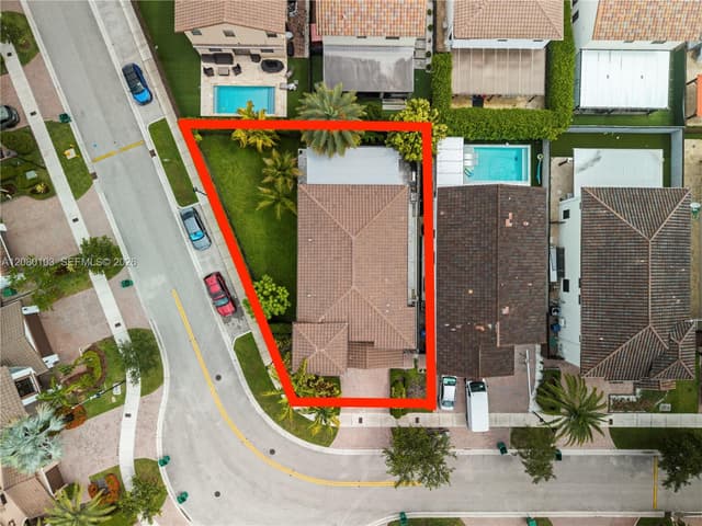10269 NW 86th St, Doral FL 33178 - Doral, FL - Photo 2
