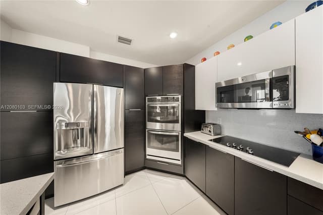 10269 NW 86th St, Doral FL 33178 - Doral, FL - Photo 6
