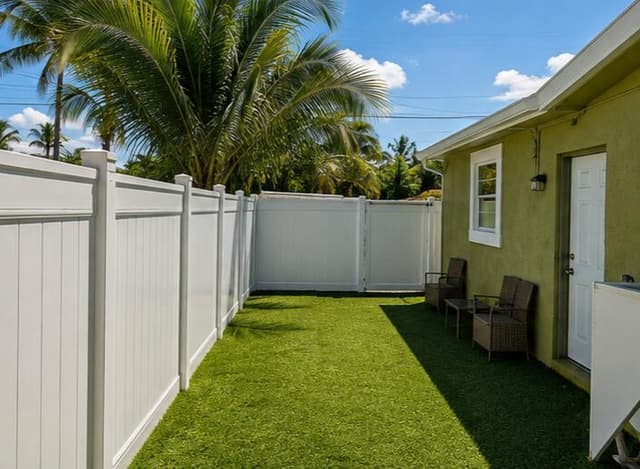 3925 NW 35TH Avenue, Lauderdale Lakes FL 33309 - Lauderdale Lakes, FL - Photo 4