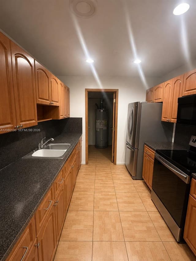 2901 NW 209th Ter, Miami Gardens FL 33056 - Miami Gardens, FL - Photo 5
