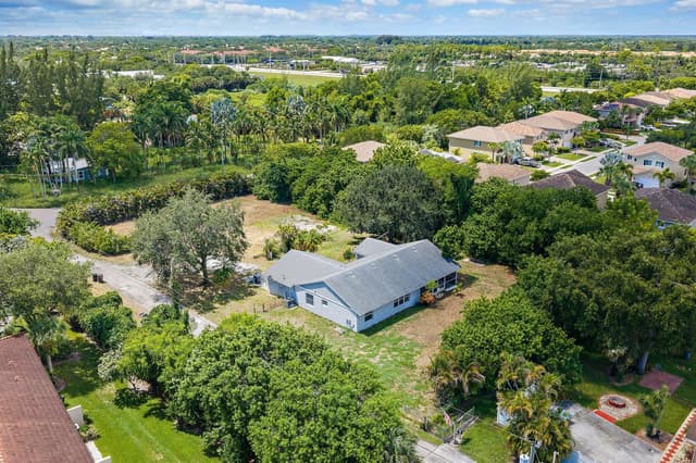 4833 Nash Trail, Lake Worth FL 33463 - Lake Worth, FL - Photo 7