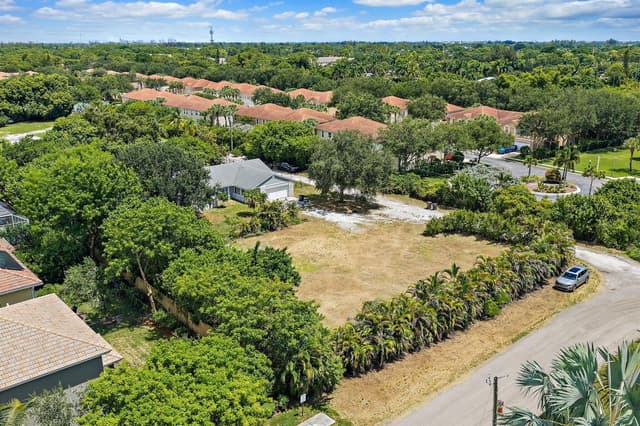4833 Nash Trail, Lake Worth FL 33463 - Lake Worth, FL - Photo 5