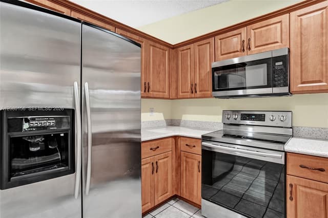 5312 NW 92nd Ave, Sunrise FL 33351 - Sunrise, FL - Photo 2