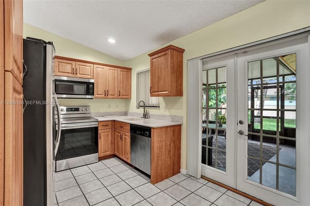 5312 NW 92nd Ave, Sunrise FL 33351 - Sunrise, FL - Photo 4