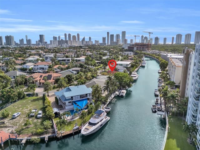 2930 NE 164th St, North Miami Beach FL 33160 - North Miami Beach, FL - Photo 5