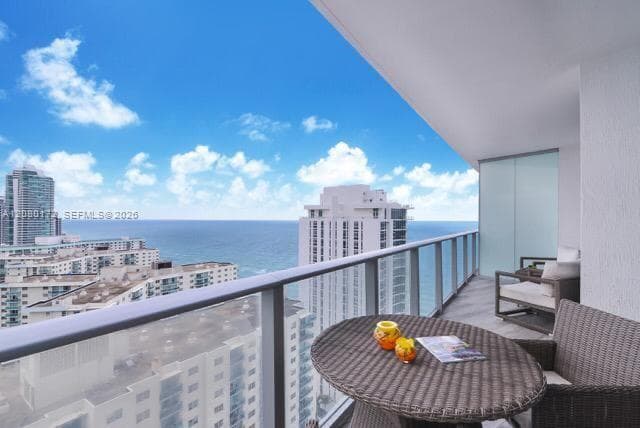 4111 S Ocean Dr # 2010, Hollywood FL 33019