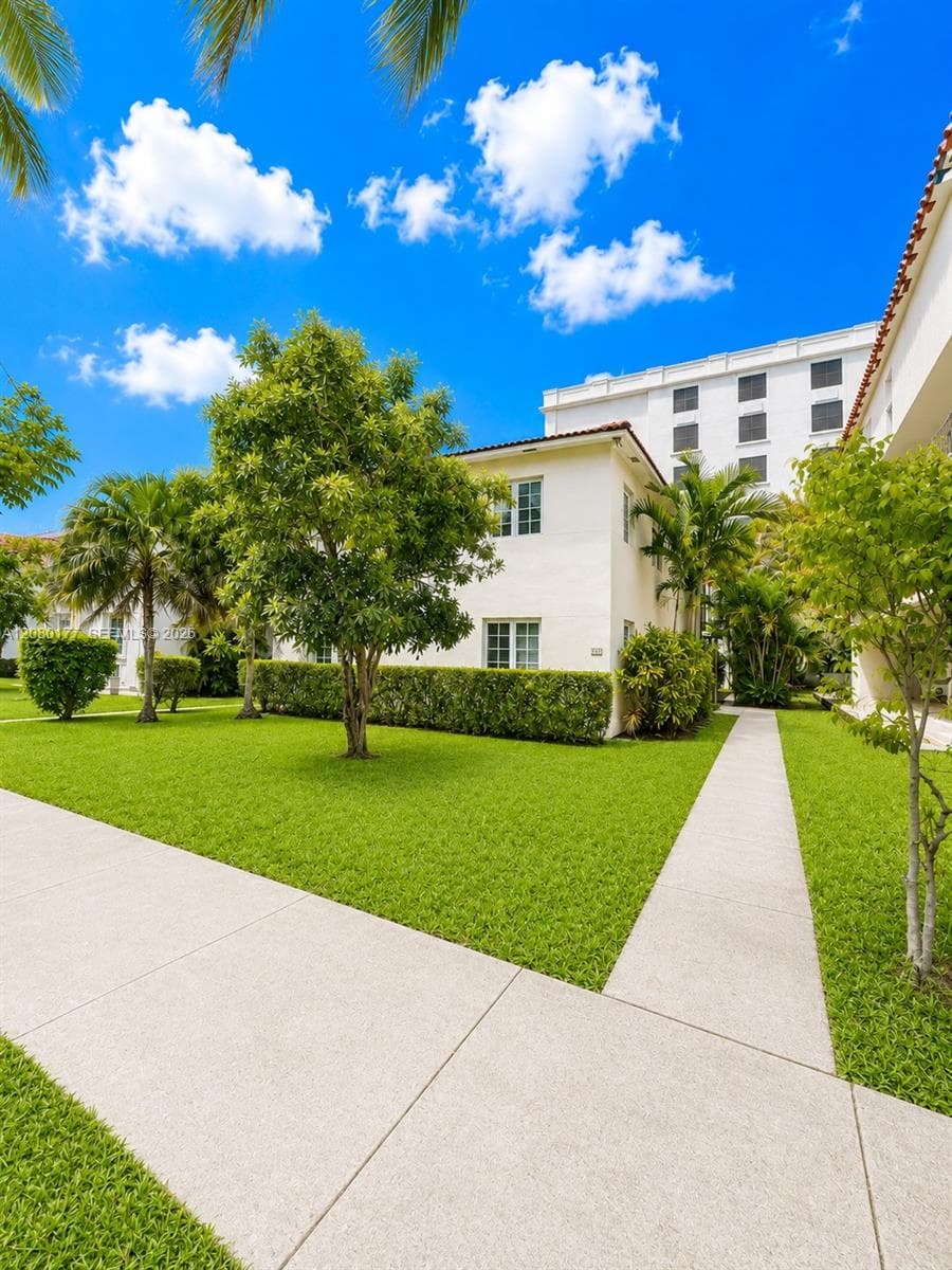 215 Sidonia Ave, Coral Gables FL 33134 - Coral Gables, FL - Photo 1