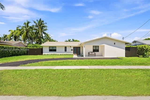 9771 Bel Aire Dr, Cutler Bay FL 33157 - Cutler Bay, FL - Photo 3