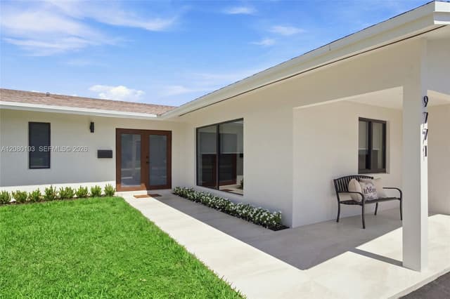 9771 Bel Aire Dr, Cutler Bay FL 33157 - Cutler Bay, FL - Photo 5