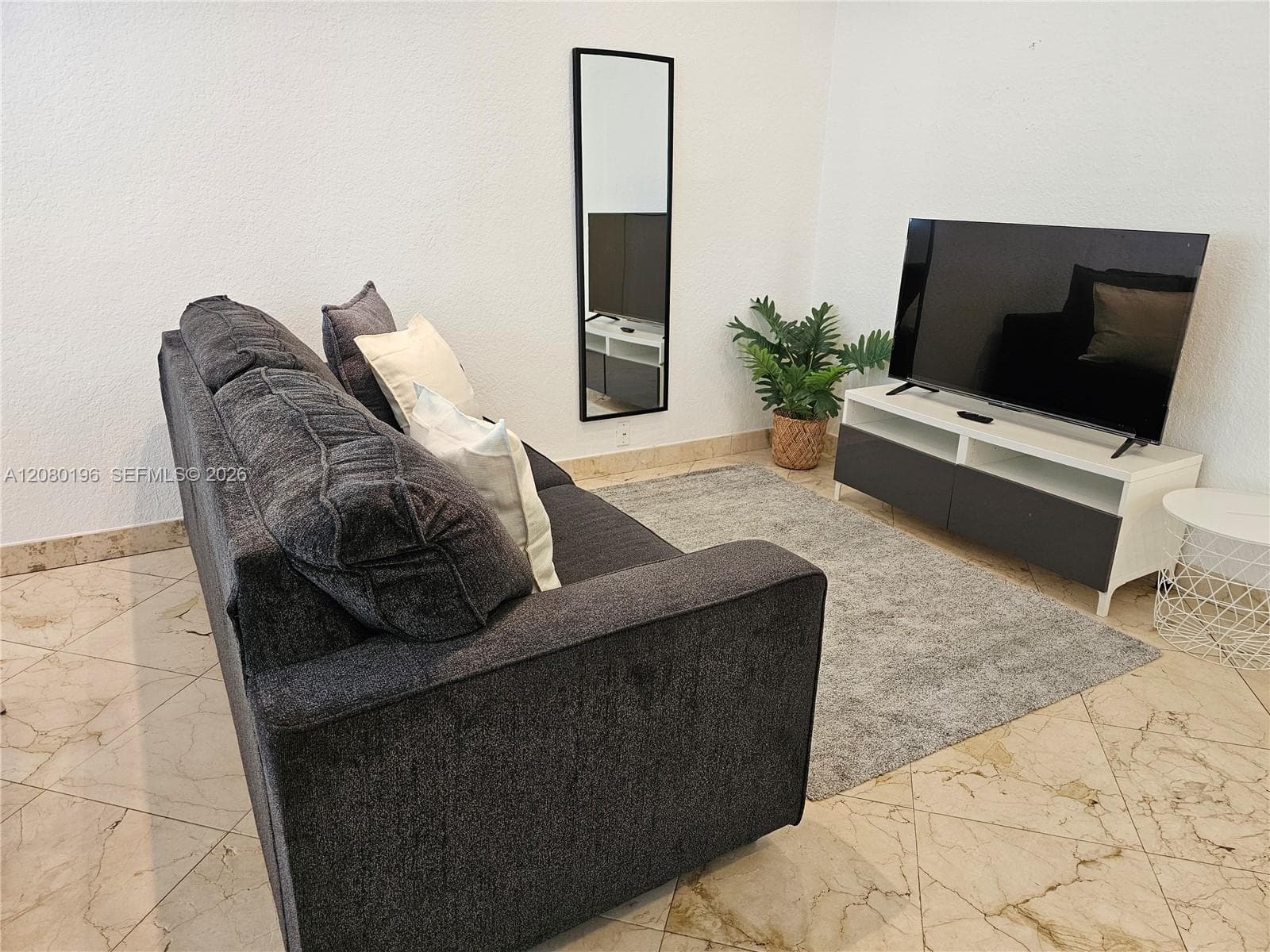 500 14th St # 203, Miami Beach FL 33139 - Miami Beach, FL - Photo 1