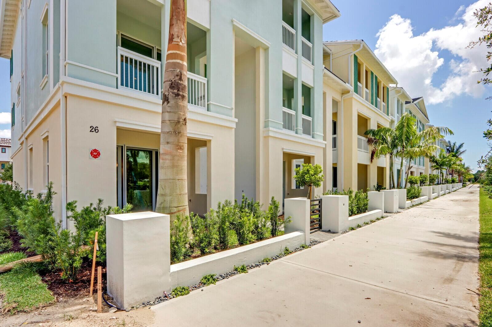 12556 Gross Pointe Drive, Palm Beach Gardens FL 33418