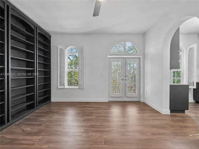 111 Edgewater Dr # 3B, Coral Gables FL 33133 - Coral Gables, FL - Photo 2