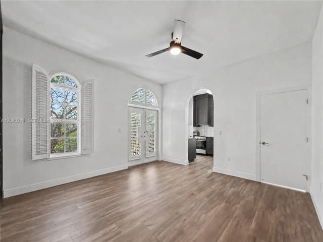 111 Edgewater Dr # 3B, Coral Gables FL 33133 - Coral Gables, FL - Photo 4