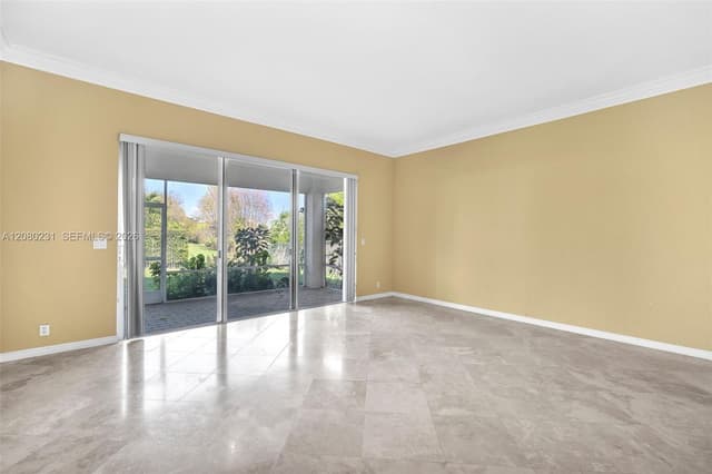 9345 Madewood Ct, West Palm Beach FL 33411 - West Palm Beach, FL - Photo 6