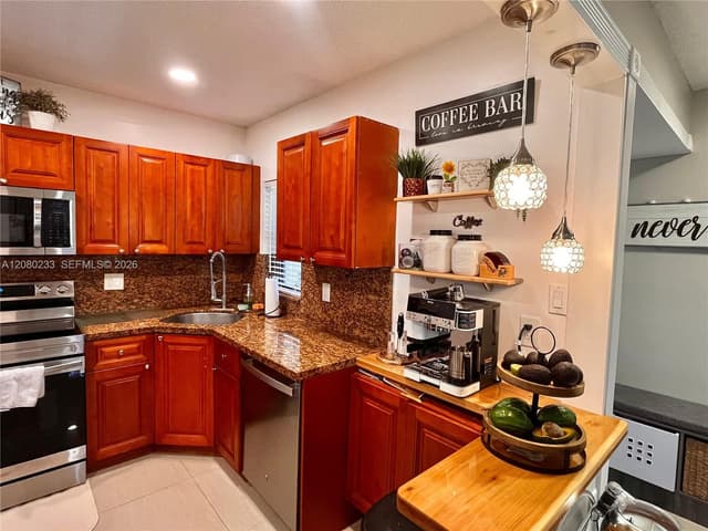 4511 S Carambola Cir S # 27300, Coconut Creek FL 33066 - Coconut Creek, FL - Photo 3