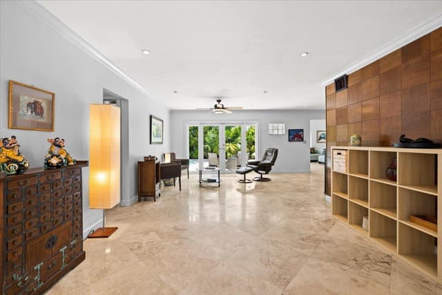 2137 NE 17TH Avenue, Wilton Manors FL 33305 - Wilton Manors, FL - Photo 2