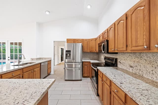 14358 BLACKBERRY Drive, Wellington FL 33414 - Wellington, FL - Photo 6