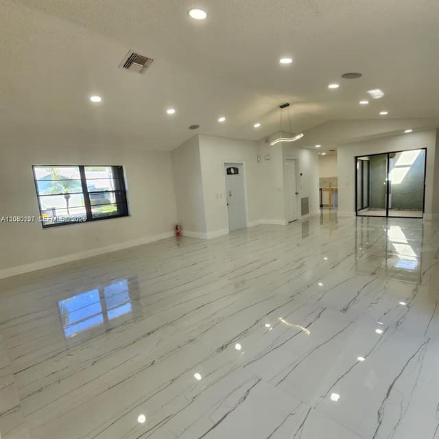 9088 SW 22nd St, Boca Raton FL 33428 - Boca Raton, FL - Photo 2