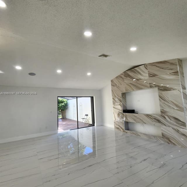 9088 SW 22nd St, Boca Raton FL 33428 - Boca Raton, FL - Photo 5